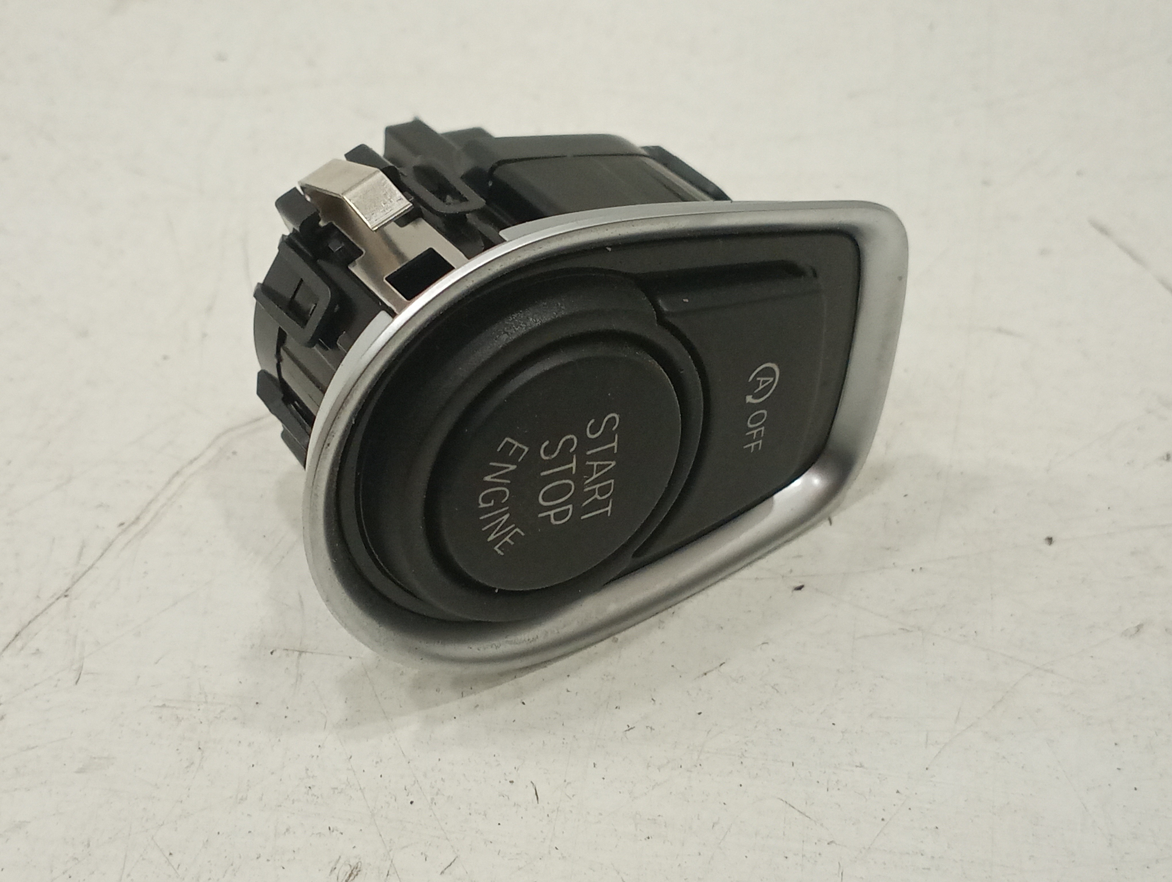 Botão Start/Stop BMW 1 (F21) | 11 -  Imagem-2