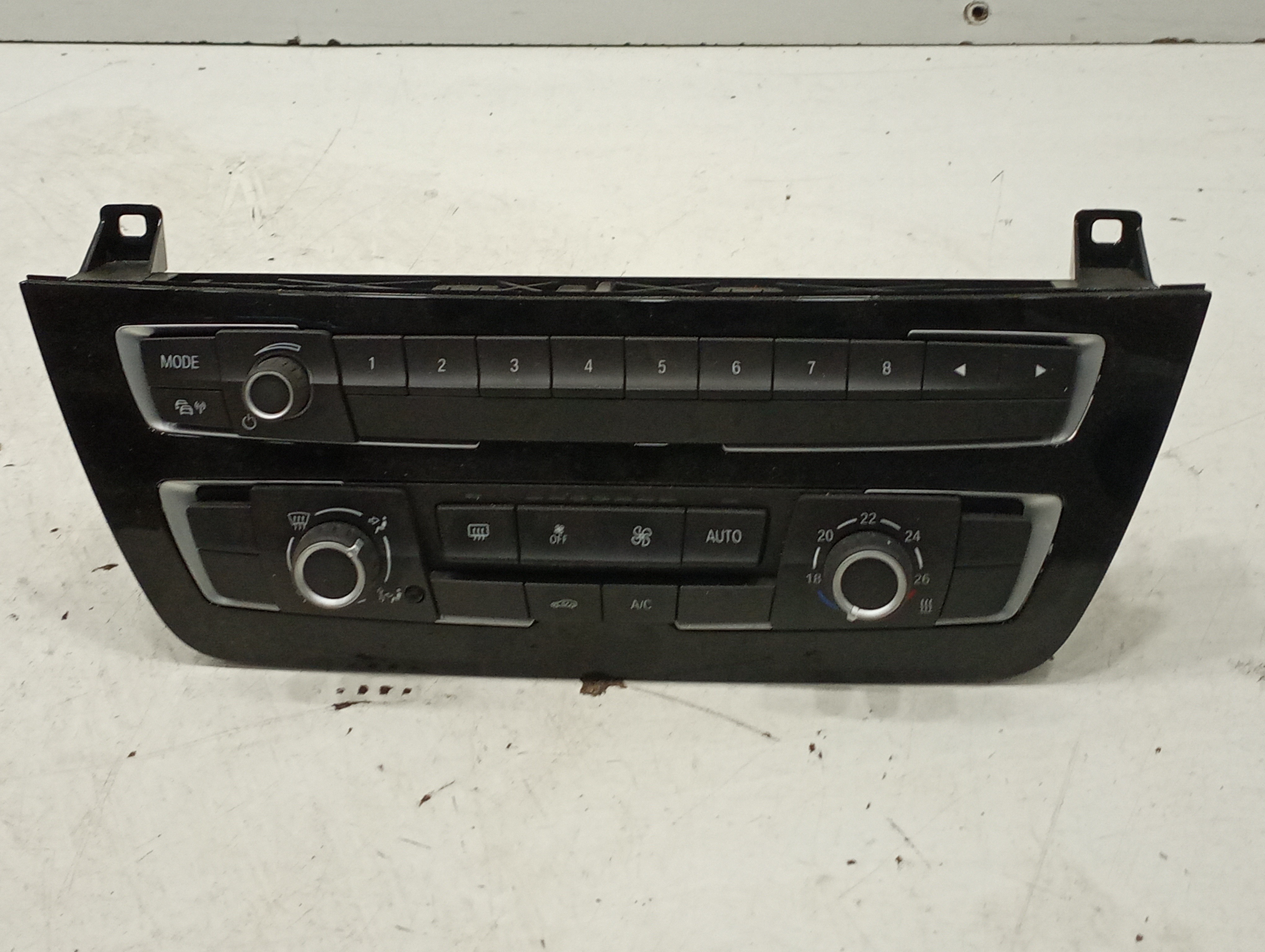 Comando da Sofagem BMW 1 (F21) | 11 -  Imagem-1