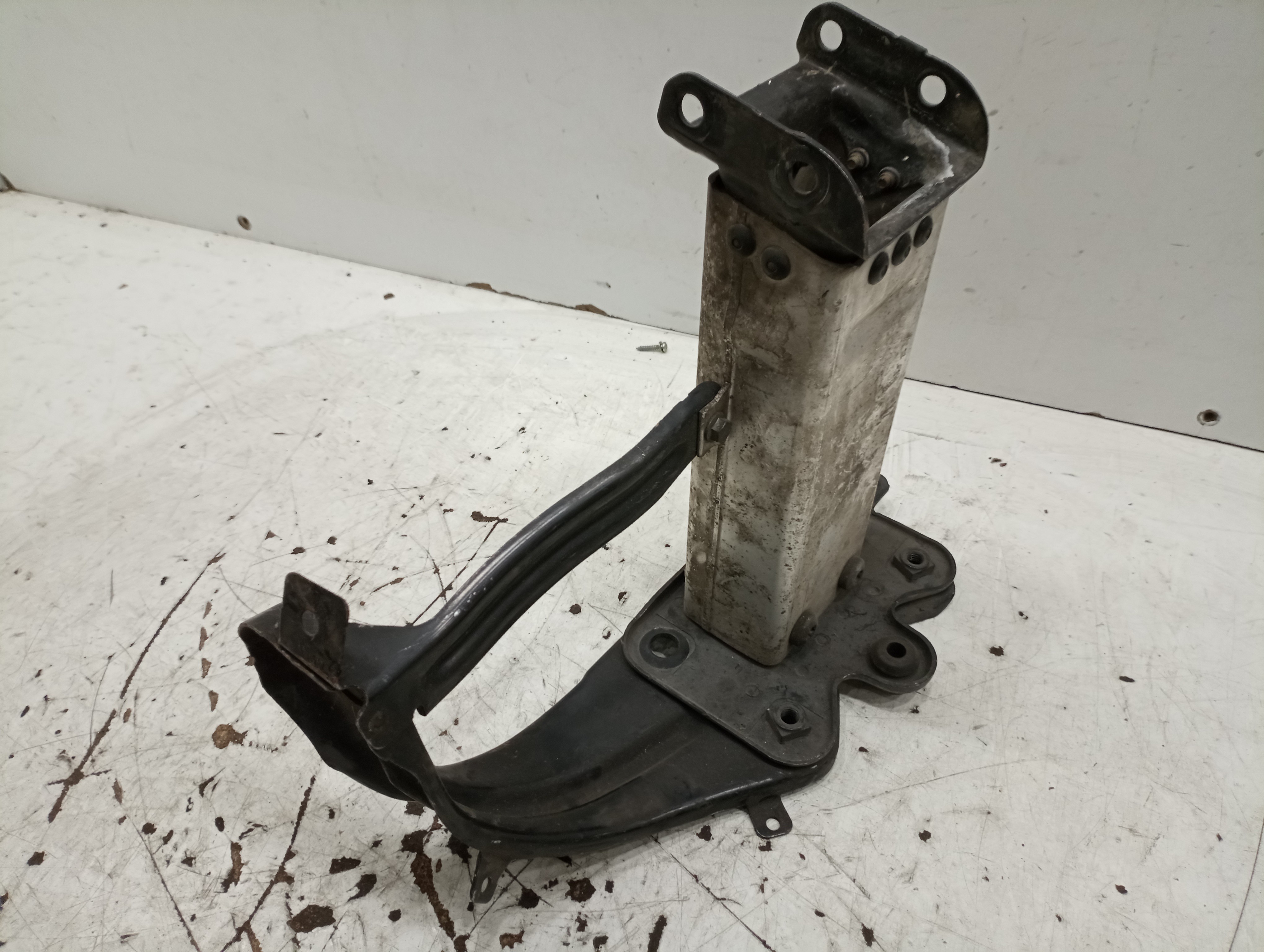 Reforço do para-choques Frente MERCEDES-BENZ E-CLASS (W211) | 02 - 09 Imagem-3