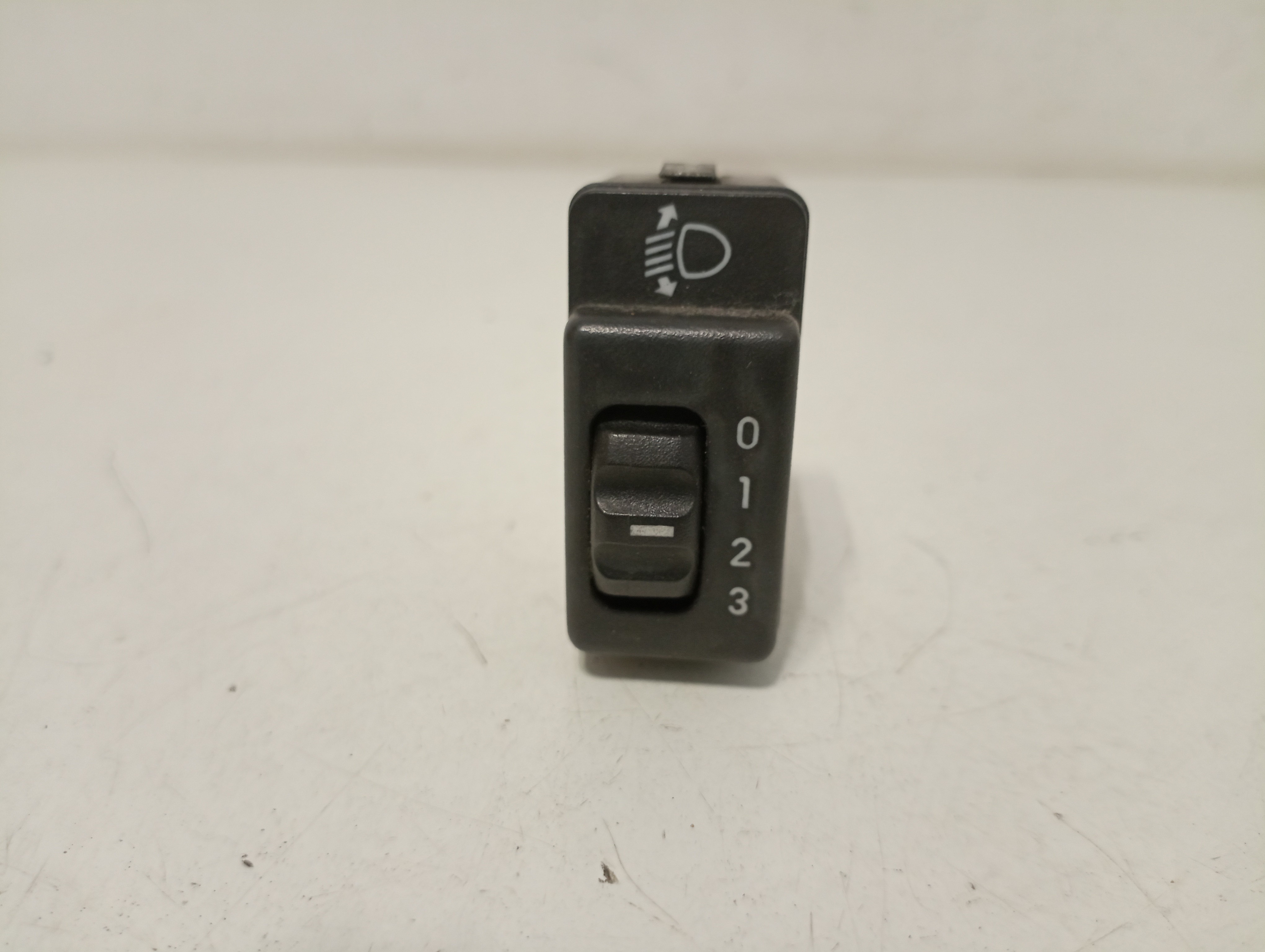Regulador de luzes OPEL CORSA B (S93) | 93 - 02 Imagem-3