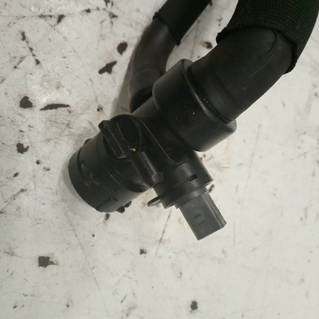 Tubo de Água AUDI A4 (8E2, B6) | 00 - 05 Imagem-4