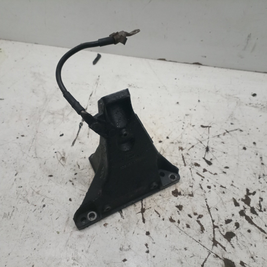 Apoio de motor AUDI A4 Avant (8D5, B5) | 94 - 02