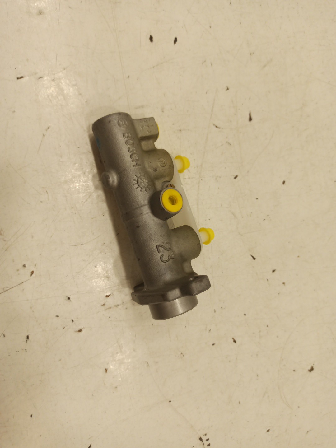 Bomba de travão MITSUBISHI SPACE STAR Veículo multiuso (DG_A) | 98 - 04 Imagem-1