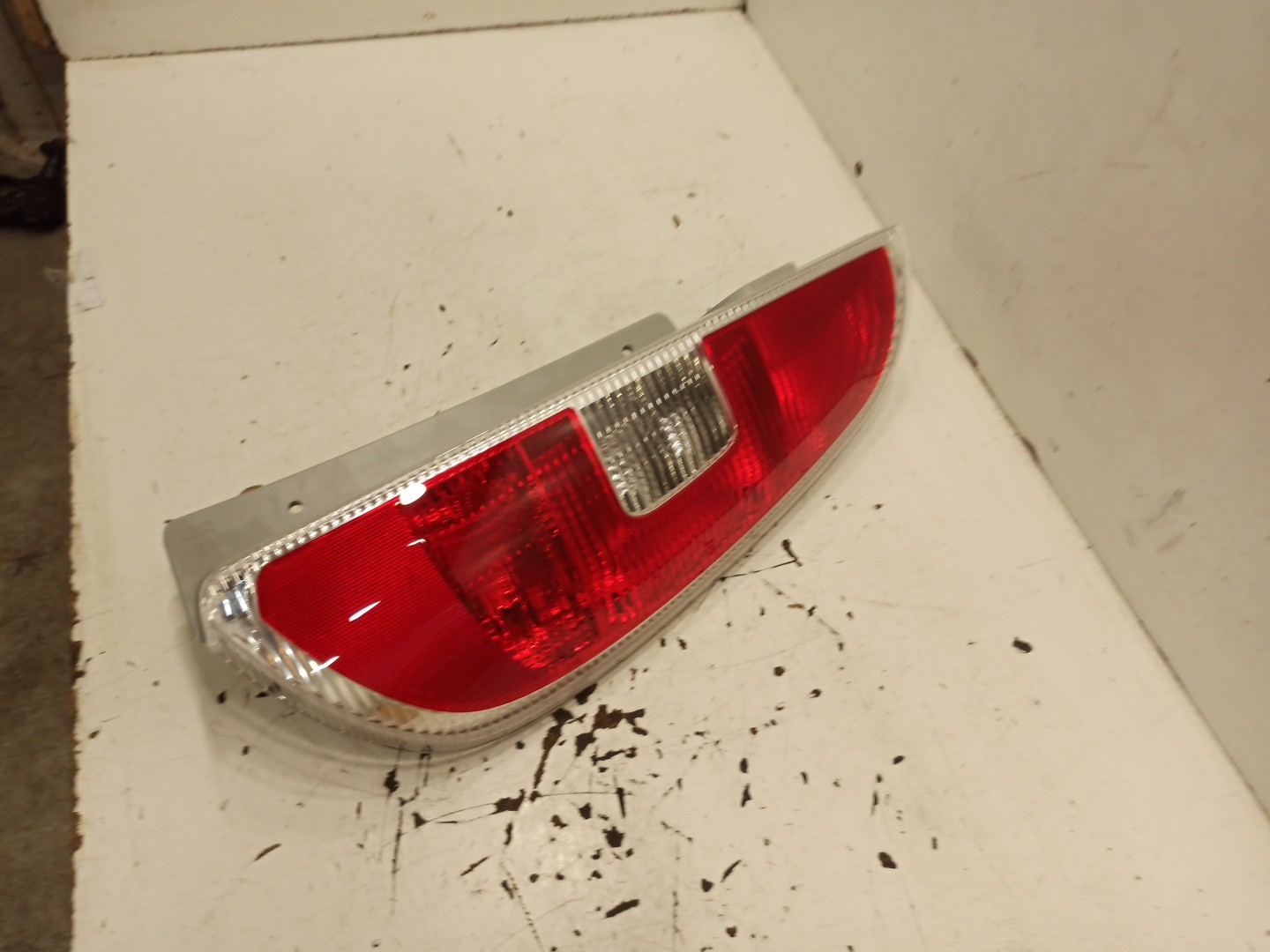 Right Tail Light  SKODA ROOMSTER (5J) | 06 - 15 Imagem-1