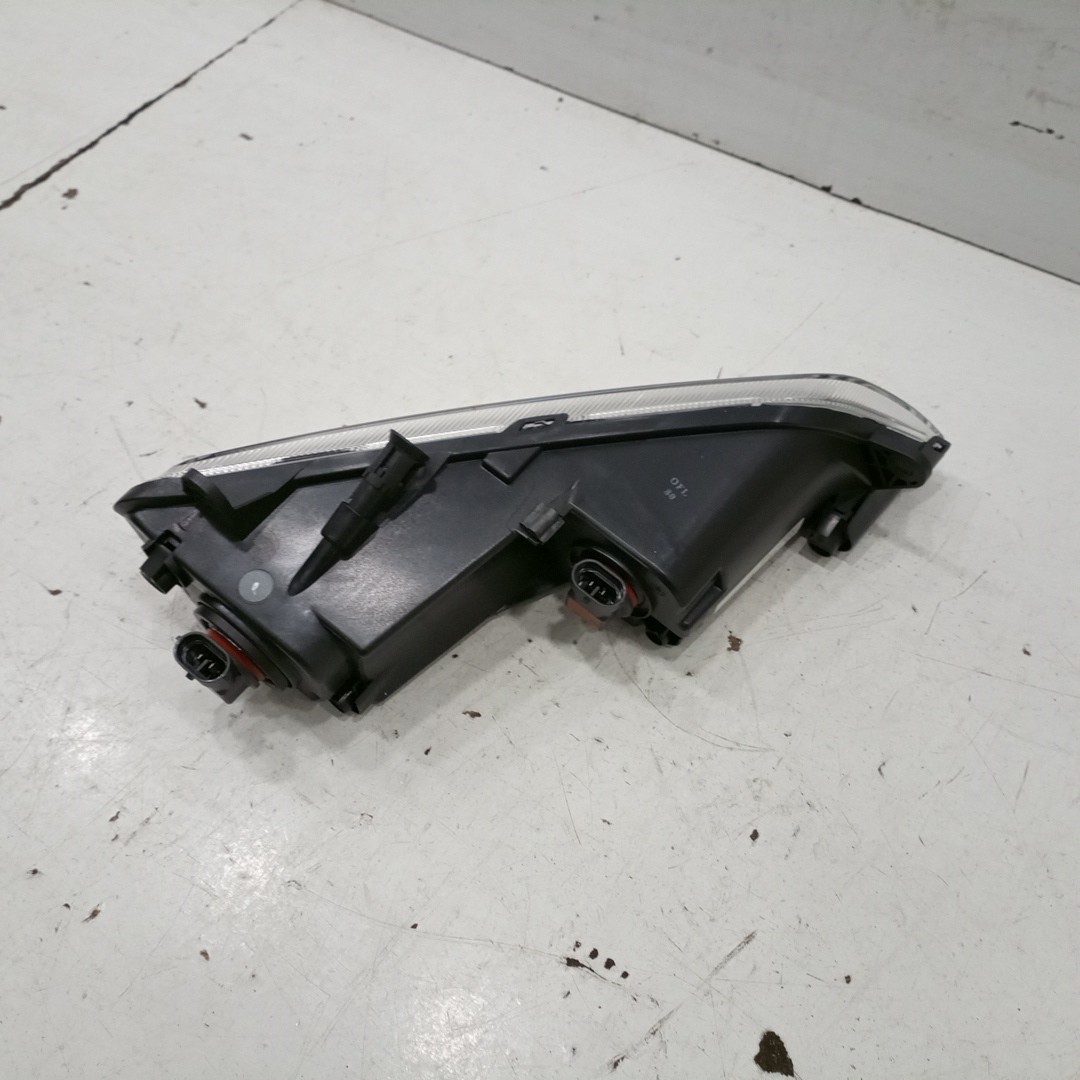 Farol de Nevoeiro VOLKSWAGEN PASSAT ALLTRACK (365) | 12 - 14 Imagem-3