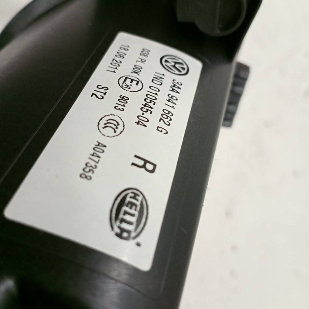 Farol de Nevoeiro VOLKSWAGEN PASSAT ALLTRACK (365) | 12 - 14 Imagem-4