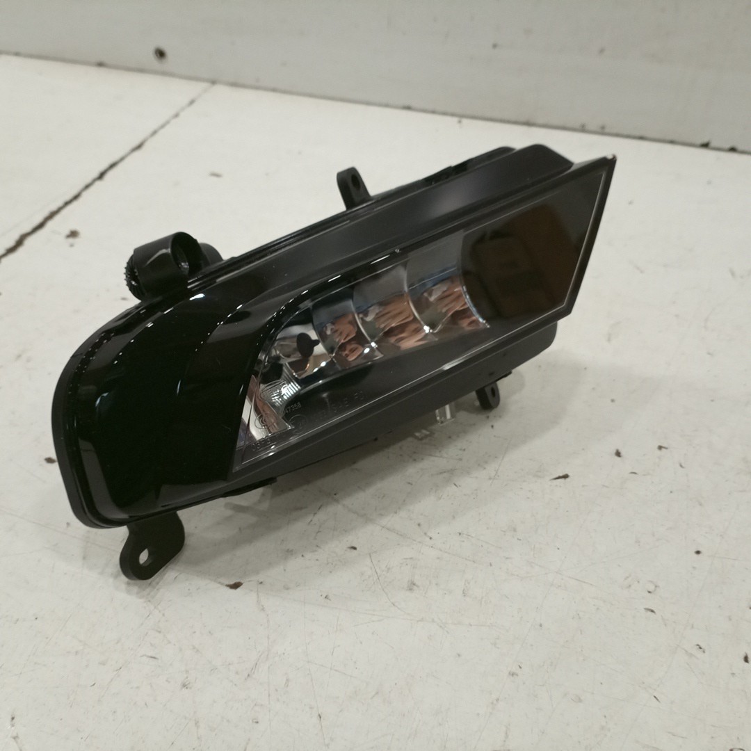 Farol de Nevoeiro AUDI A4 (8K2, B8) | 07 - 15