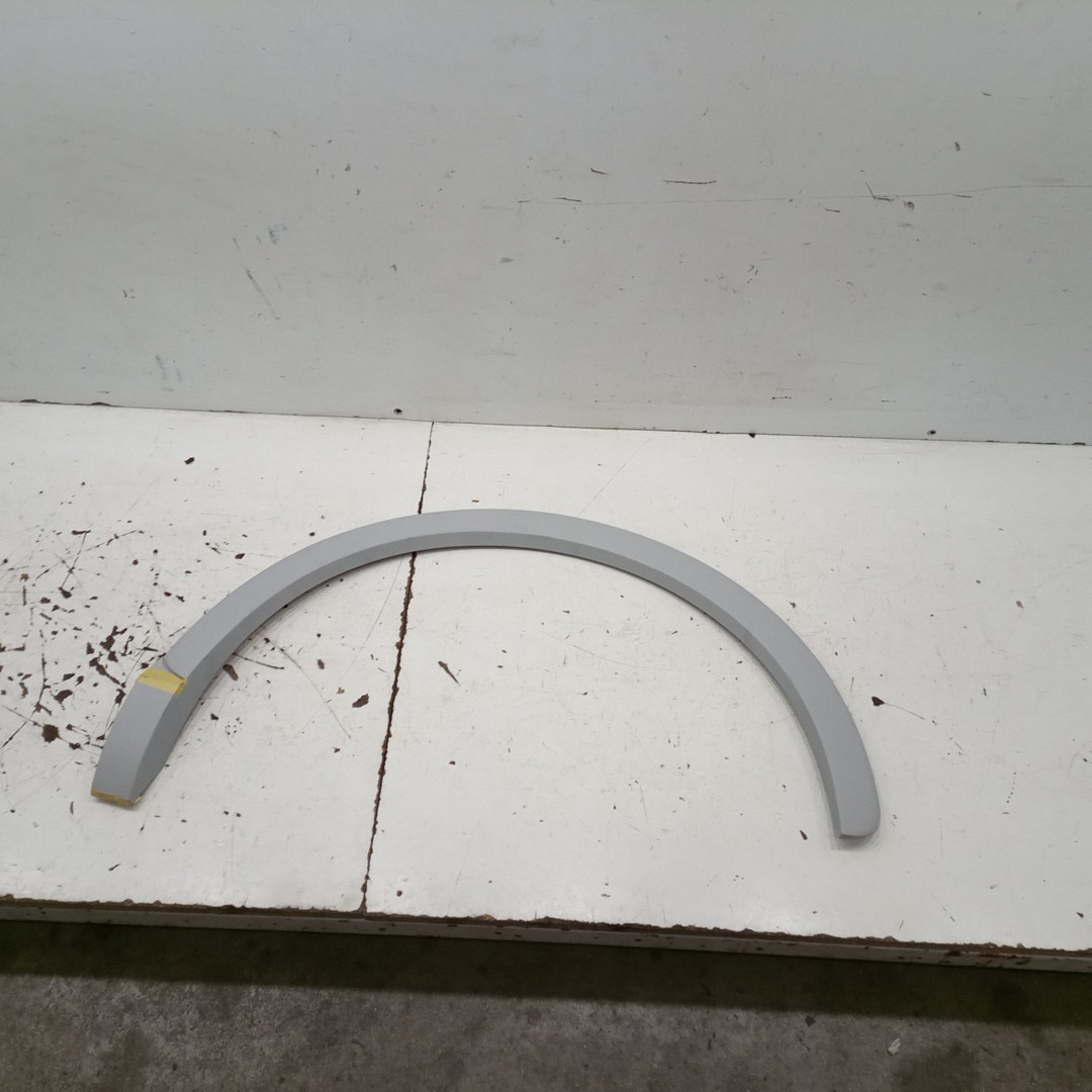 Aba de guarda-lamas AUDI Q3 (8UB, 8UG) | 11 - 18