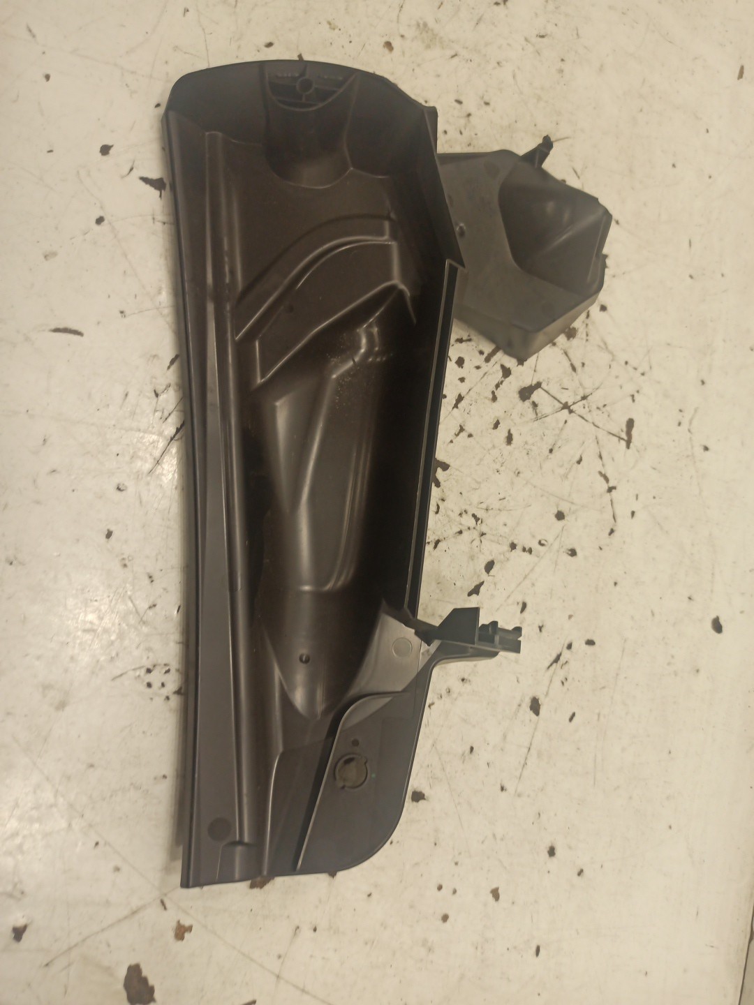 Acabamento de Torpedo BMW 1 (F21) | 11 - 