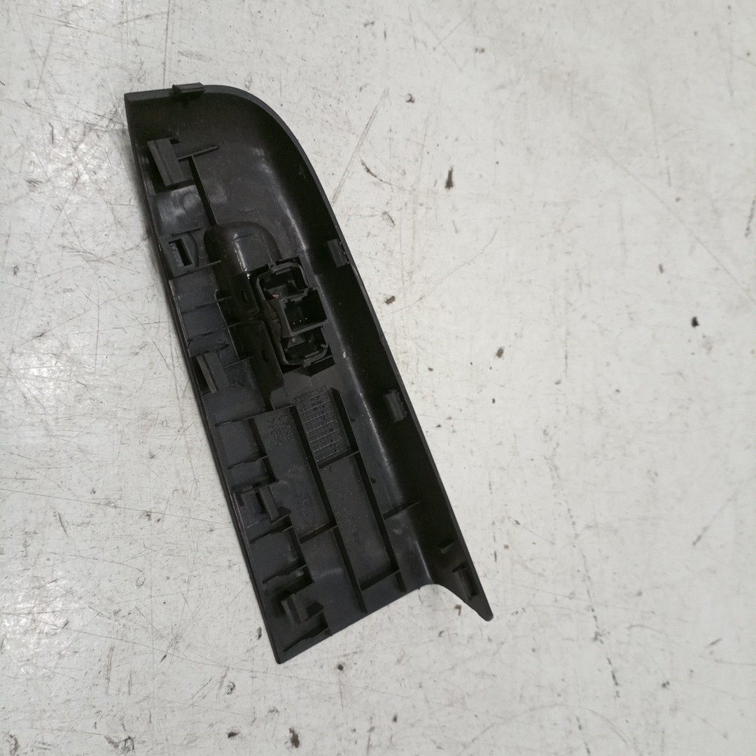 Comutador de vidro frente esquerdo FORD TOURNEO COURIER B460 Kombi | 14 -  Imagem-3