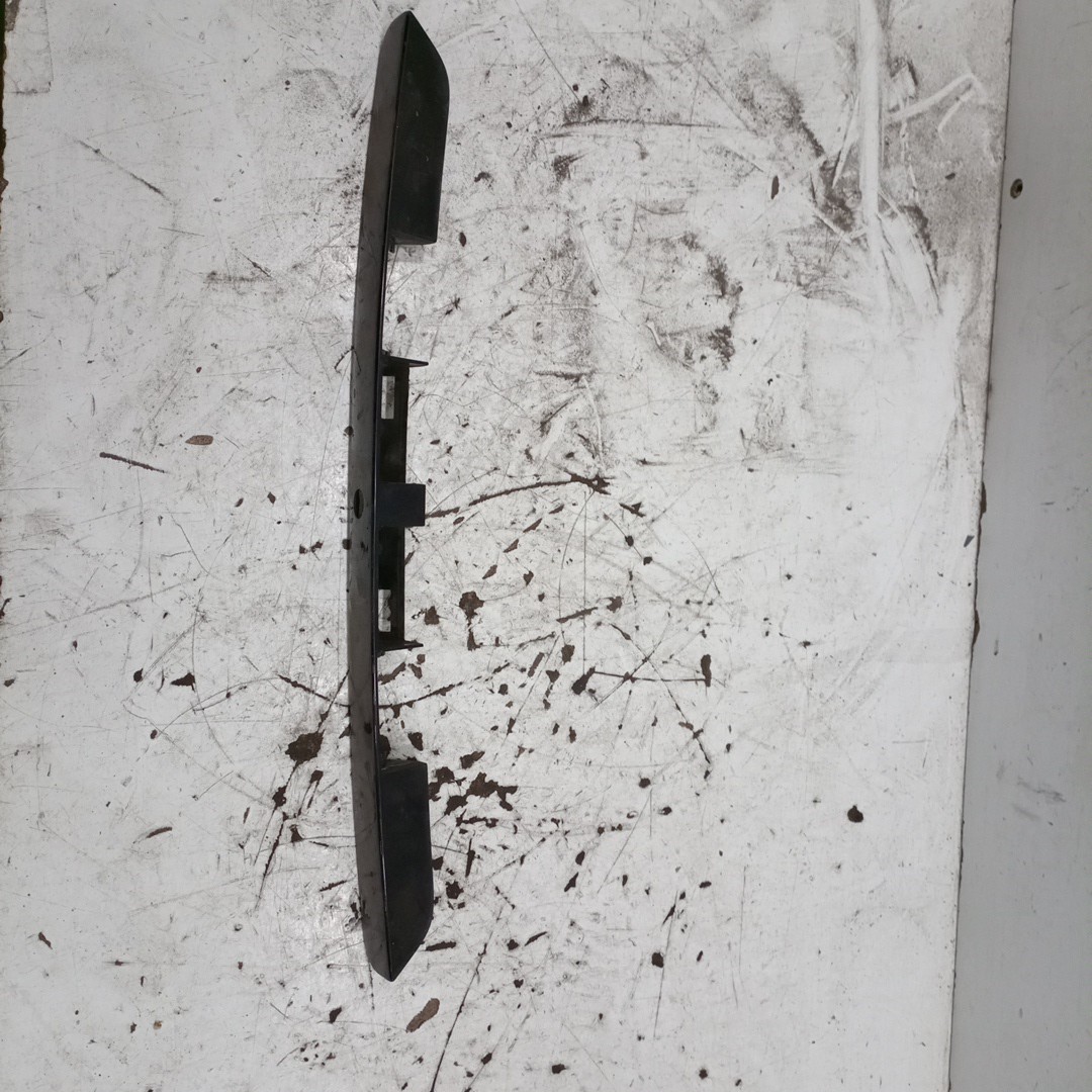 Friso de mala AUDI A4 Avant (8D5, B5) | 94 - 02 Imagem-2