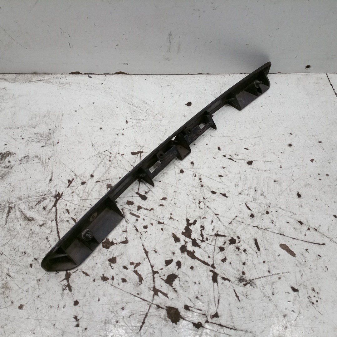 Friso de mala AUDI A4 Avant (8D5, B5) | 94 - 02 Imagem-4