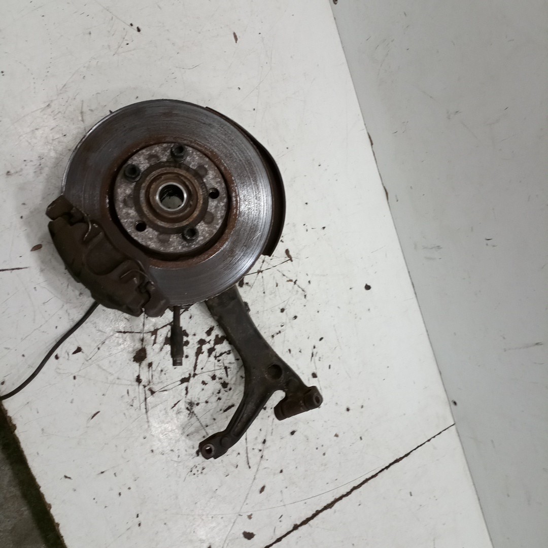 Manga de eixo frente esquerda AUDI A4 (8D2, B5) | 94 - 01 Imagem-1