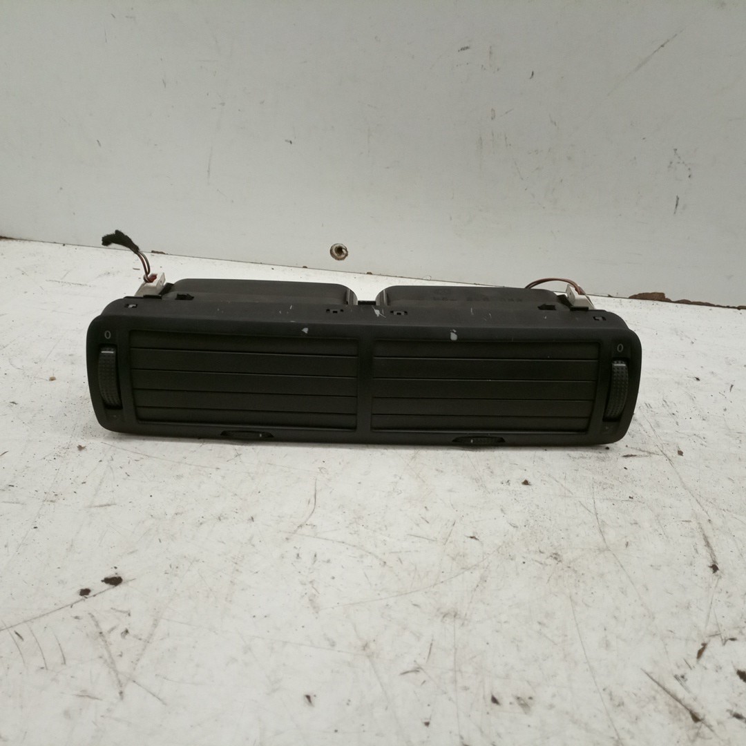 Difusor de ar VOLKSWAGEN PASSAT (3B3) | 00 - 05
