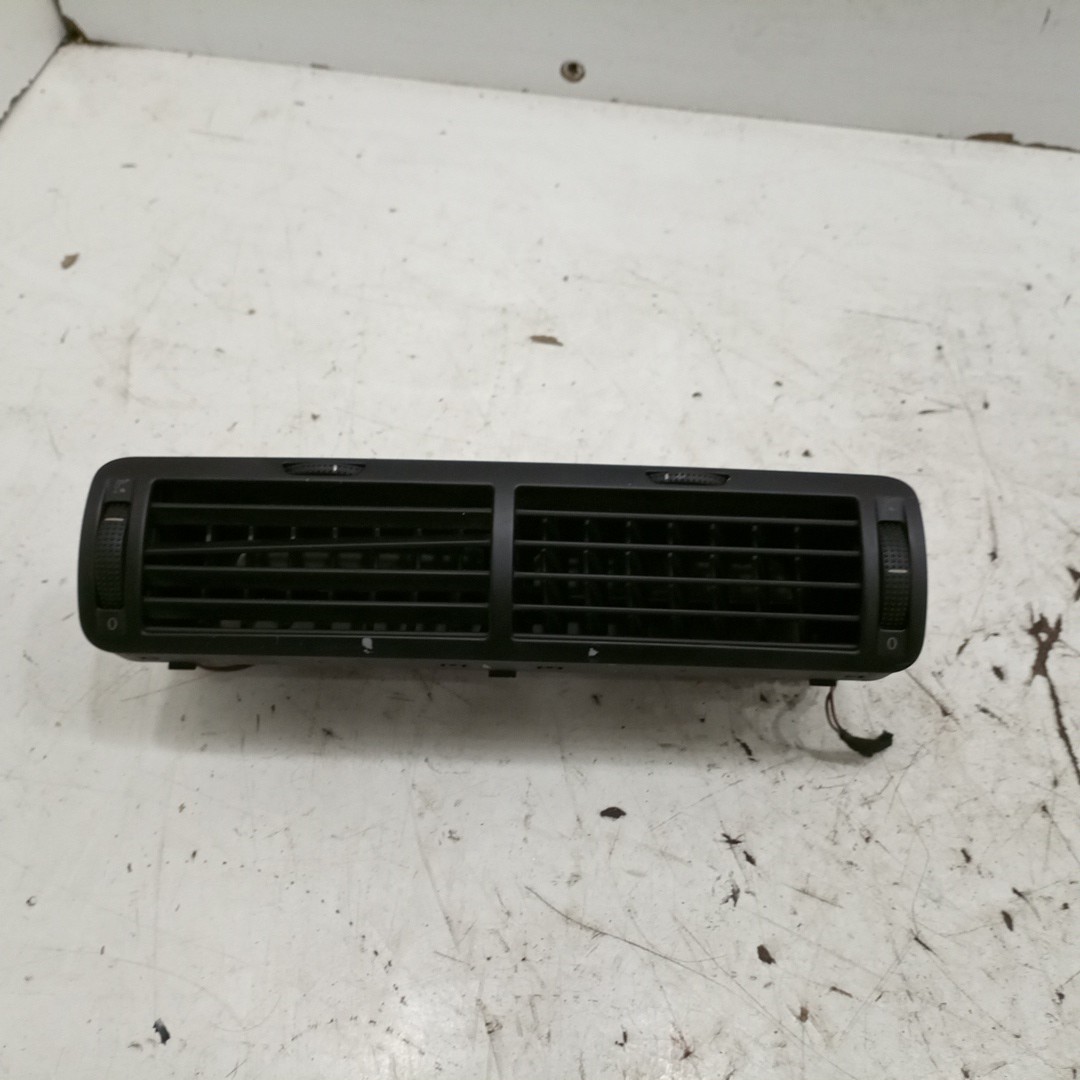 Difusor de ar VOLKSWAGEN PASSAT (3B3) | 00 - 05 Imagem-2