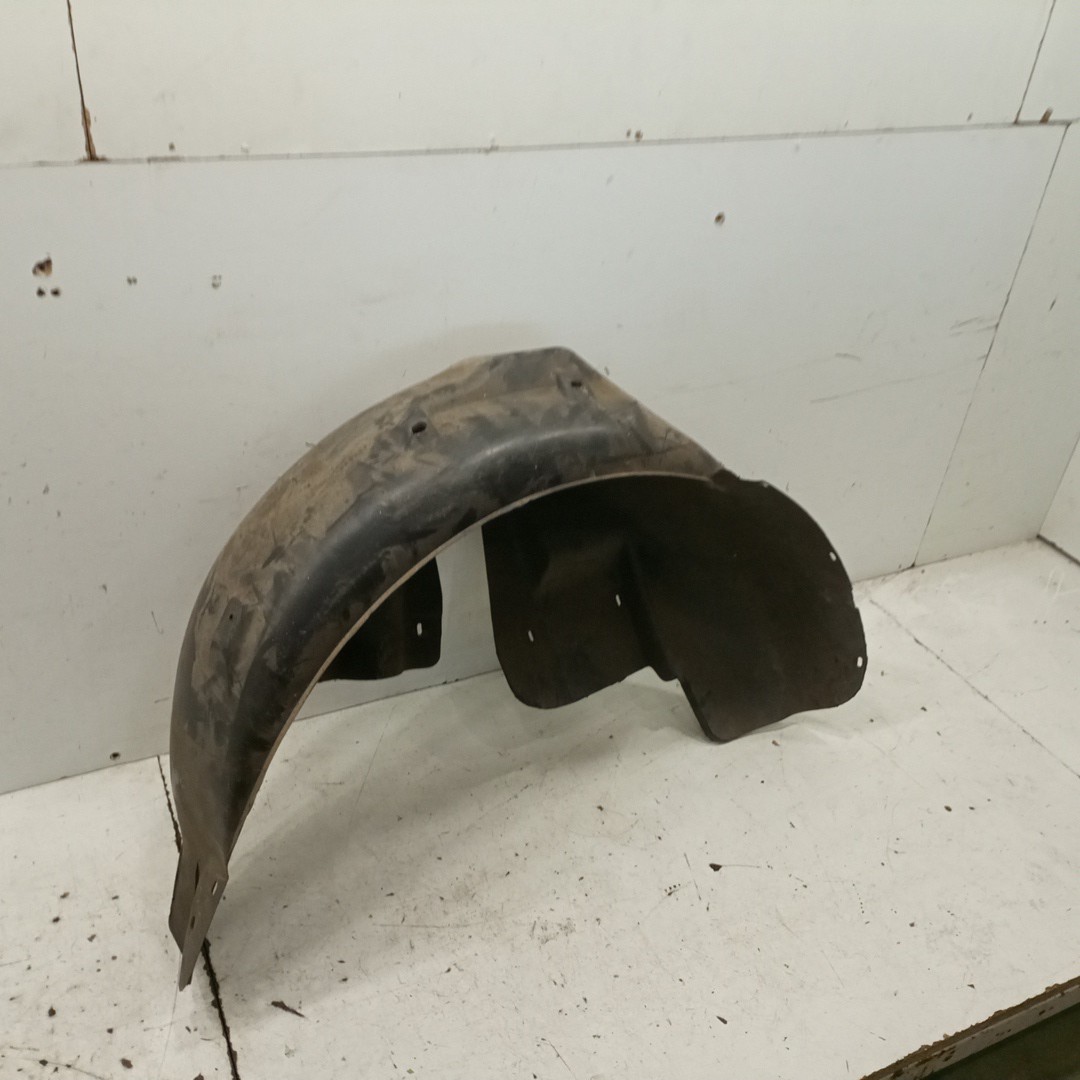 Cava de Roda Traseira Esquerda VOLKSWAGEN PASSAT (3B2) | 96 - 01