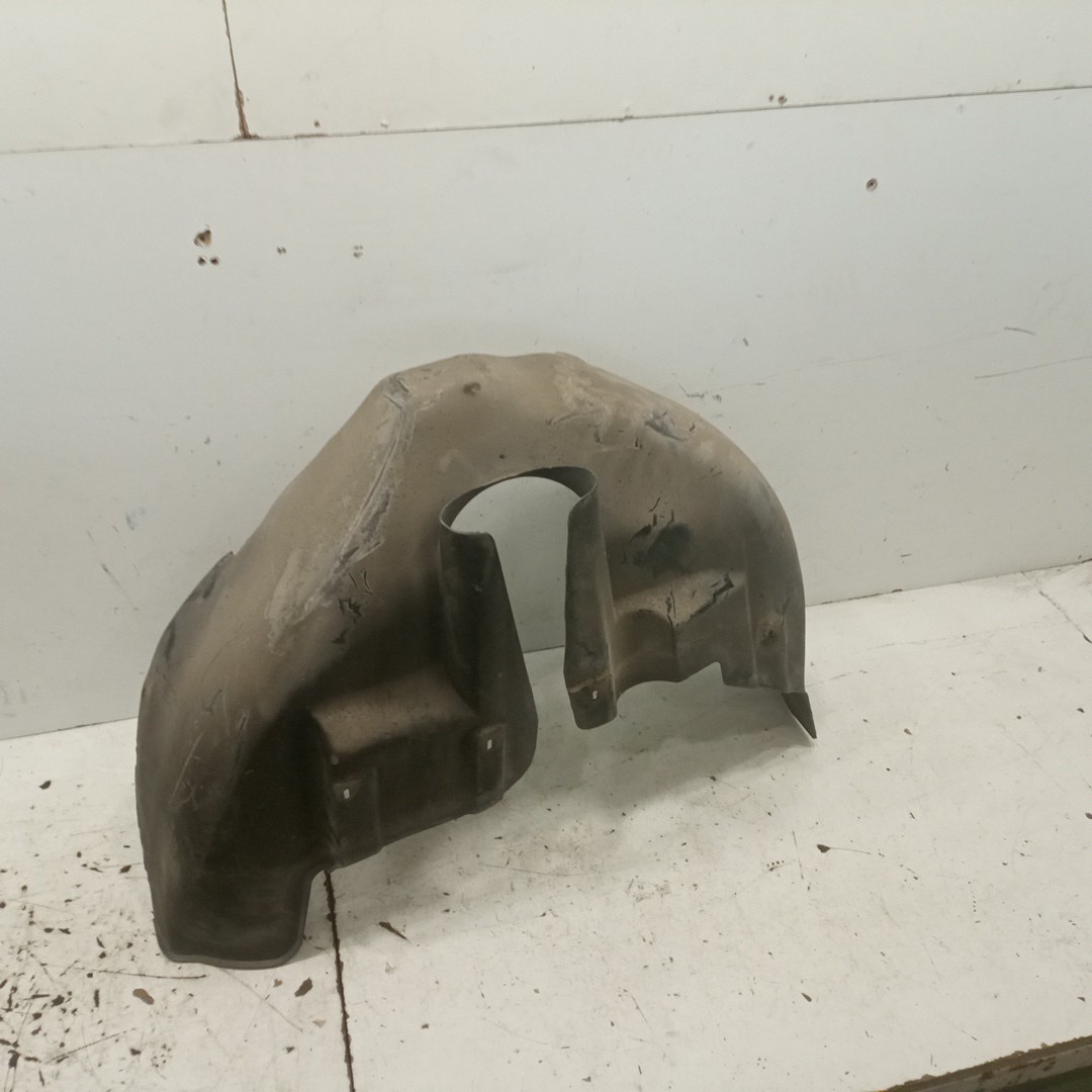 Cava de Roda Traseira Esquerda VOLKSWAGEN PASSAT (3B2) | 96 - 01