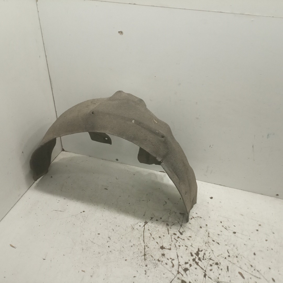 Cava de Roda Traseira Esquerda FORD FOCUS (DAW, DBW) | 98 - 09
