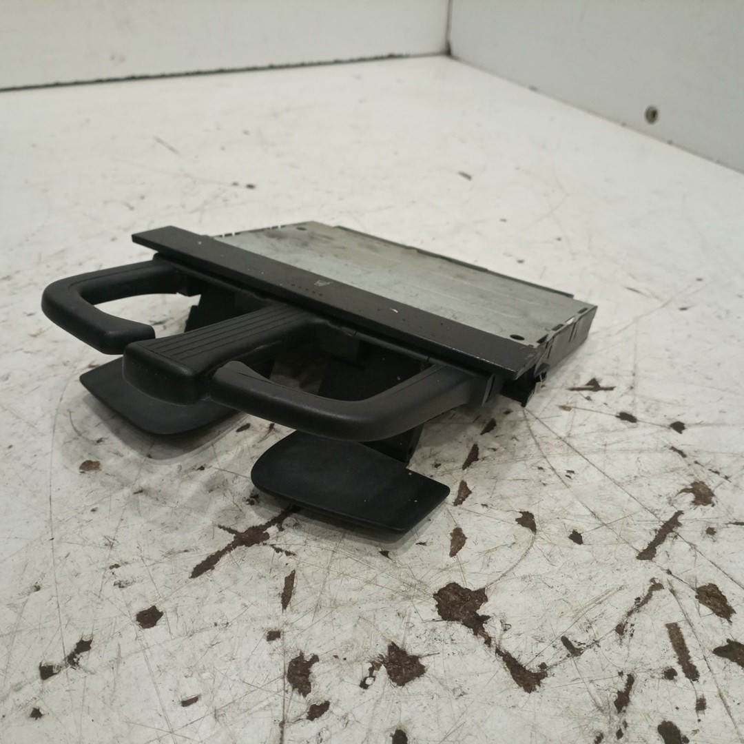 Suporte de copos VOLKSWAGEN GOLF IV (1J1) | 97 - 07 Imagem-3