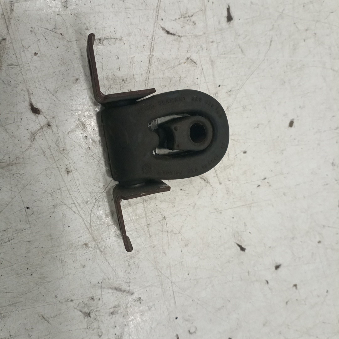 Suporte de escape VOLKSWAGEN TRANSPORTER IV Autocarro (70B, 70C, 7DB, 7DK, 70J, 70K, 7DC, 7DJ) | 90 - 04