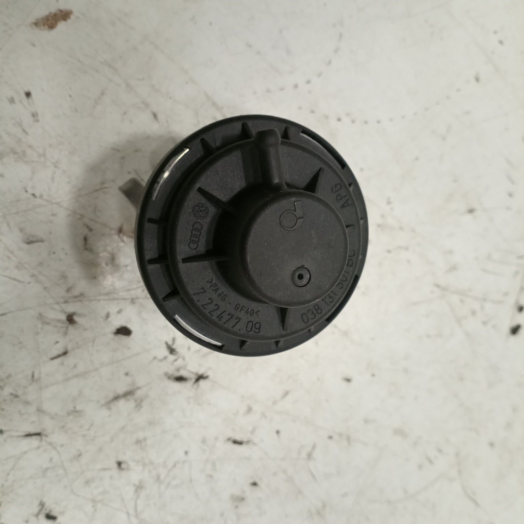 Válvula EGR VOLKSWAGEN CADDY III Caixa (2KA, 2KH, 2CA, 2CH) | 04 - 15 Imagem-4