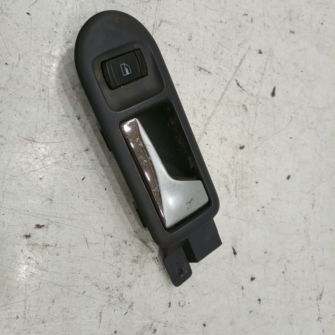 Puxador interior de porta frente direita VOLKSWAGEN GOLF IV (1J1) | 97 - 07