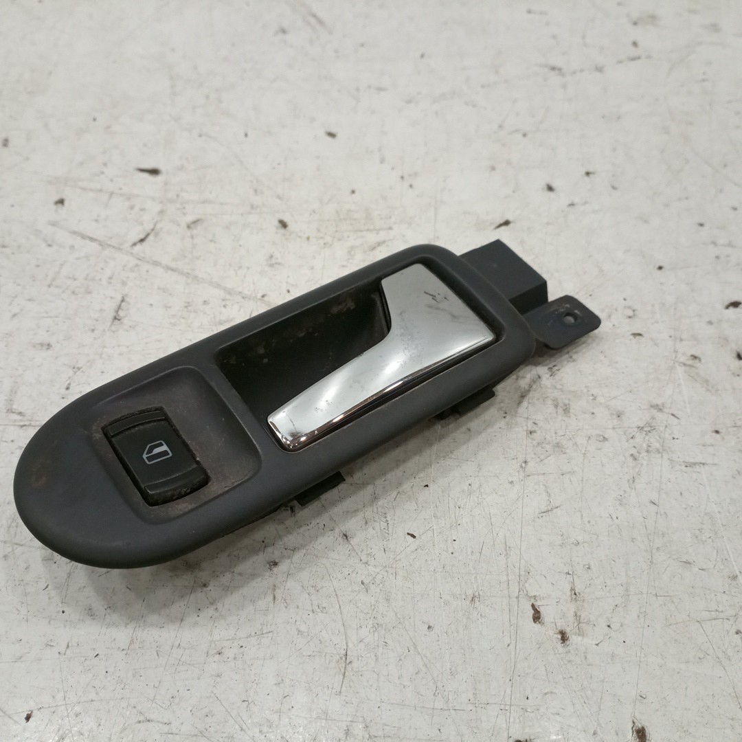 Puxador interior de porta frente direita VOLKSWAGEN GOLF IV (1J1) | 97 - 07 Imagem-1