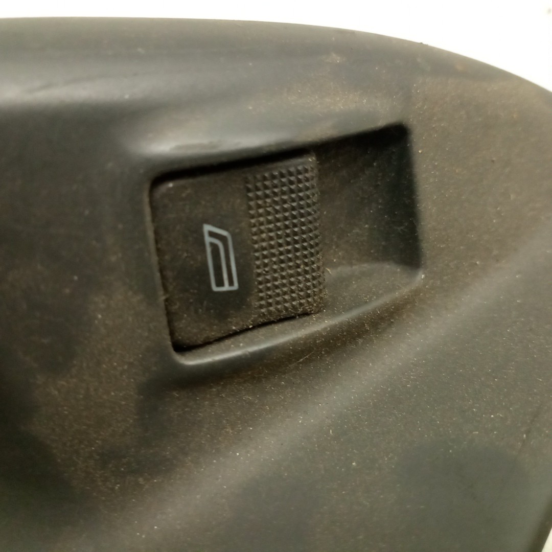Puxador interior de porta traseira direita AUDI A4 (8D2, B5) | 94 - 01 Imagem-2
