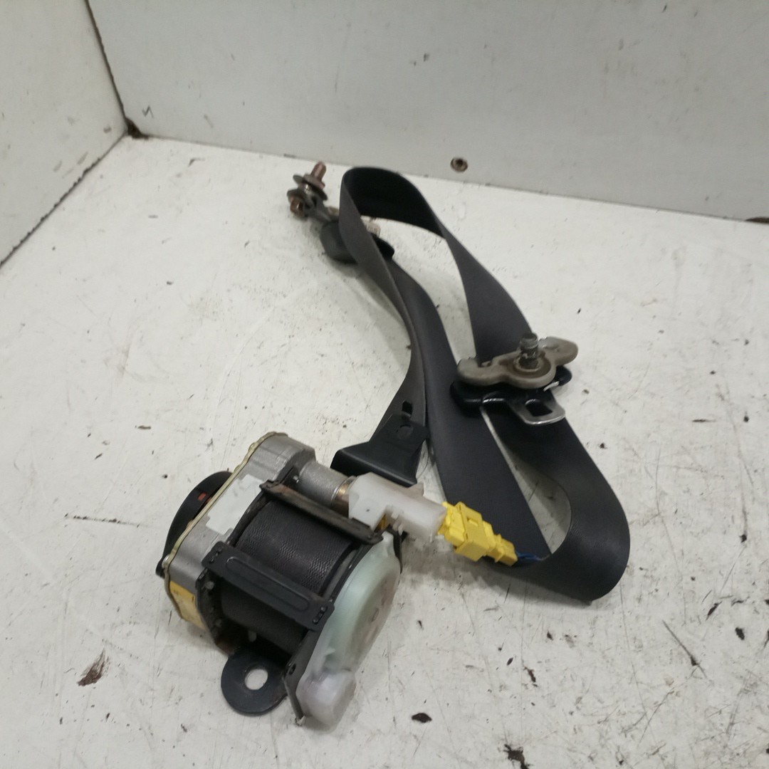 Cinto Frente Direito HONDA CIVIC VII três volumes (ES, ET) | 00 - 06