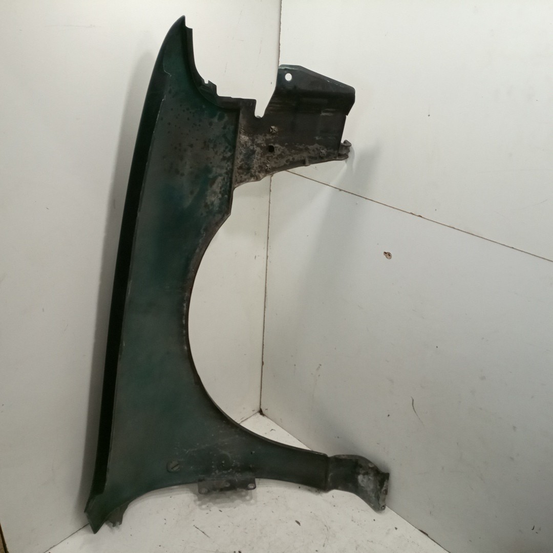 Guarda Lamas Esquerdo AUDI A4 Avant (8D5, B5) | 94 - 02 Imagem-2