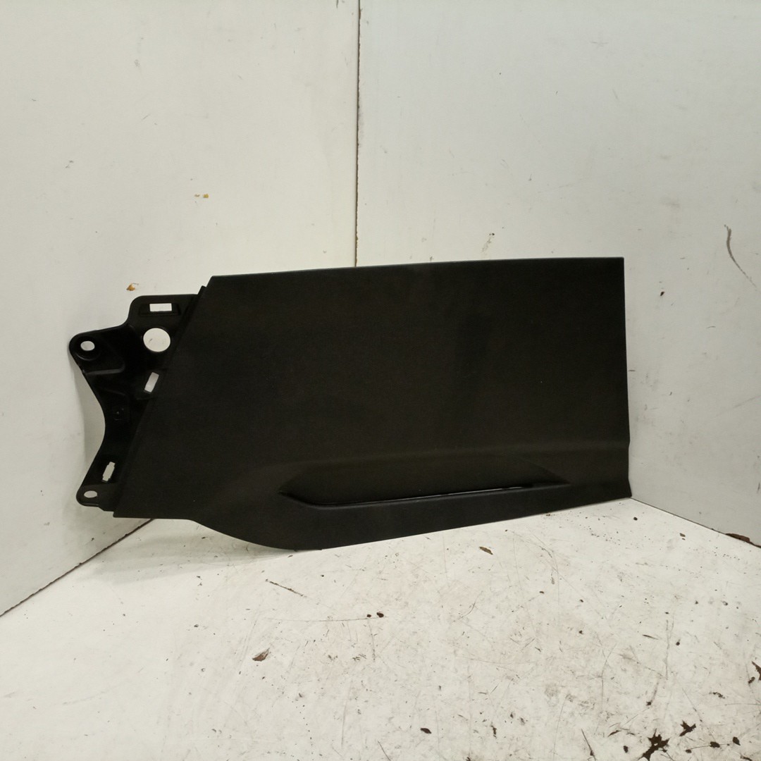 Moldura de consola central PEUGEOT 5008 II | 16 - 