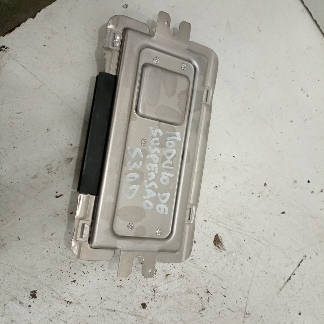 Módulo de suspensão pneumática BMW 5 Touring (F11) | 09 - 17 Imagem-2