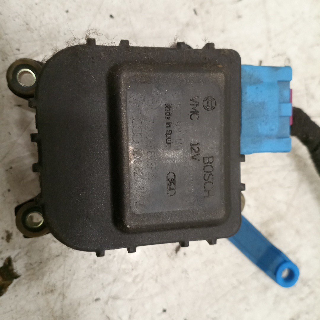 Motores atuadores de sofagem AUDI A4 Avant (8D5, B5) | 94 - 02 Imagem-1