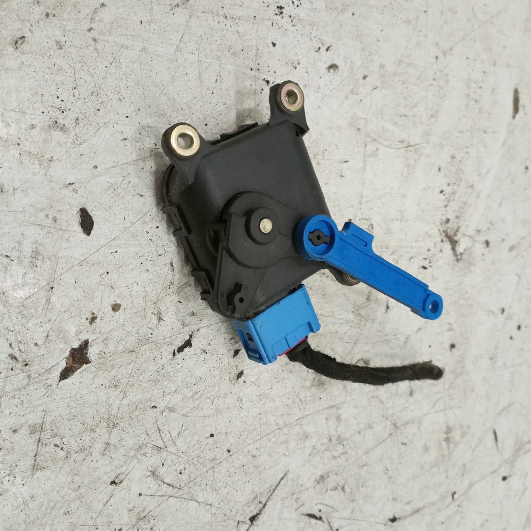 Motores atuadores de sofagem AUDI A4 Avant (8D5, B5) | 94 - 02 Imagem-2