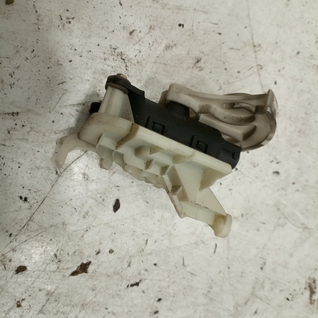 Motores atuadores de sofagem AUDI A4 Avant (8D5, B5) | 94 - 02 Imagem-1