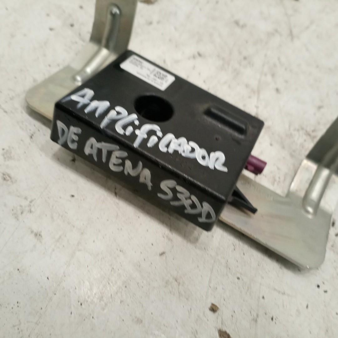 Amplificador de antena BMW 5 Touring (F11) | 09 - 17 Imagem-1