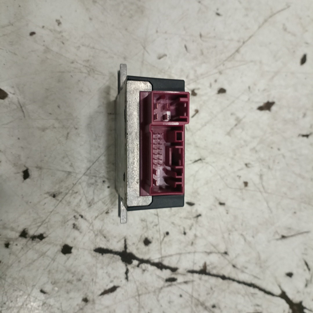 Centralina / Modulo Bomba Combustivel BMW 5 Touring (F11) | 09 - 17 Imagem-1