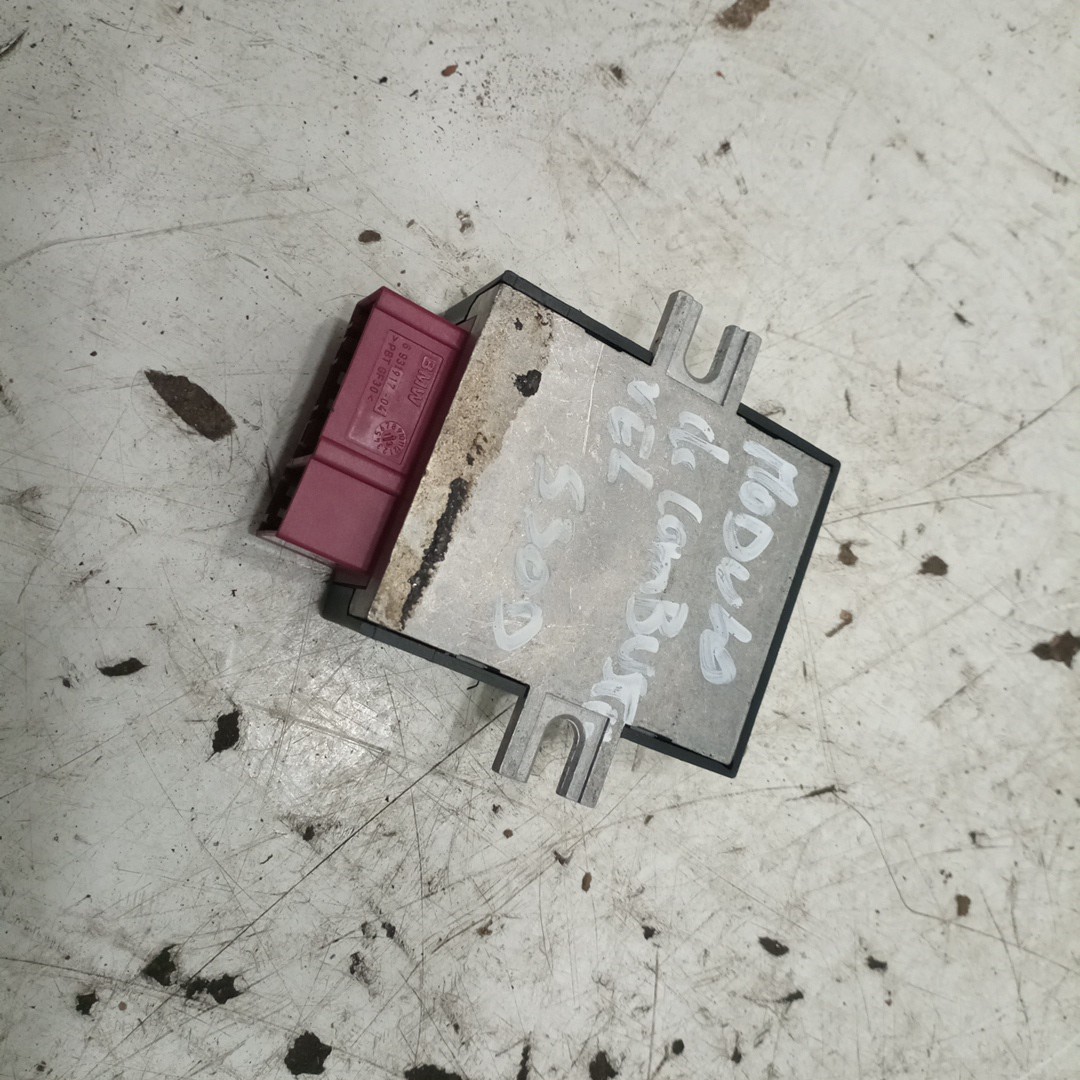 Centralina / Modulo Bomba Combustivel BMW 5 Touring (F11) | 09 - 17 Imagem-2