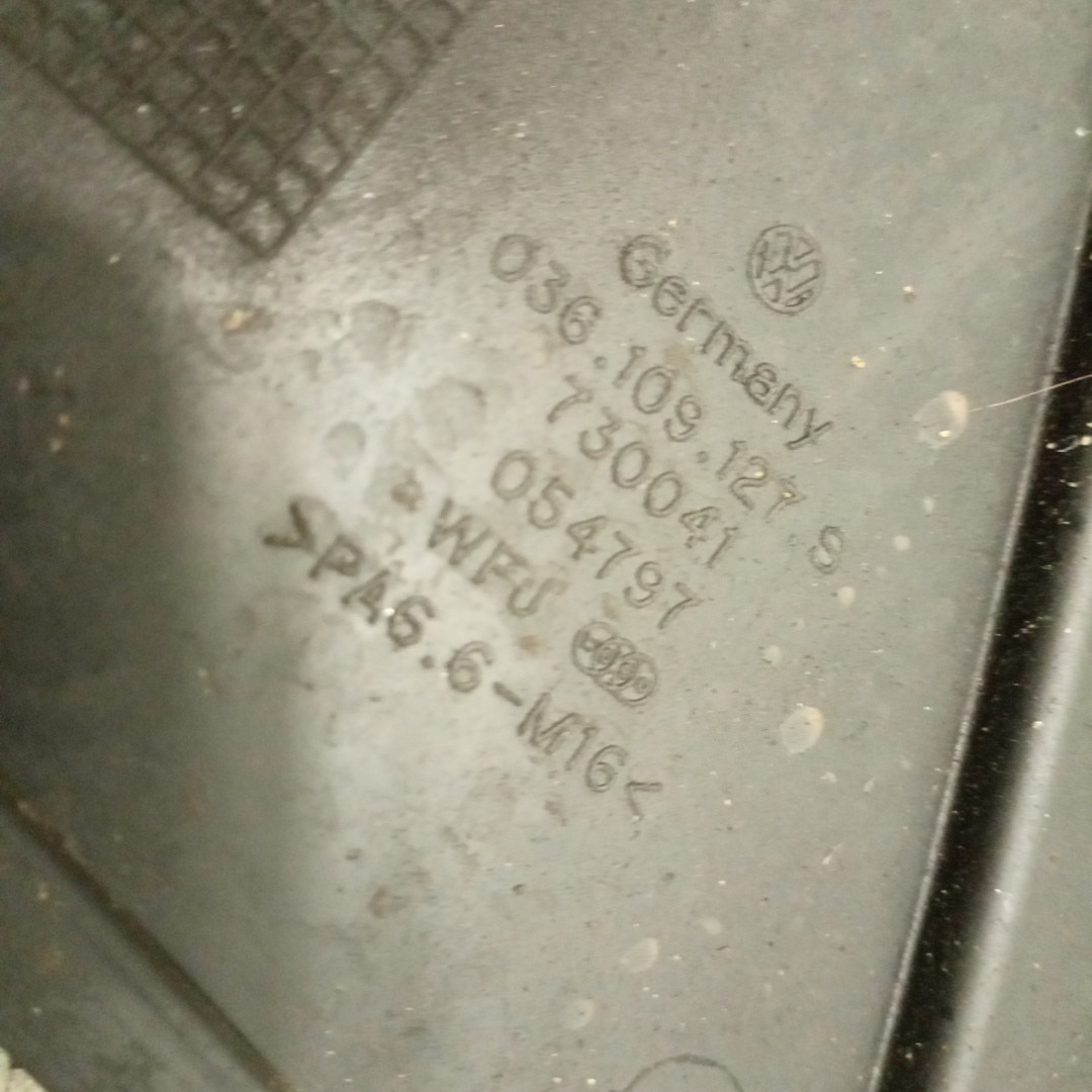 Tampa de distribuição VOLKSWAGEN GOLF IV (1J1) | 97 - 07 Imagem-2