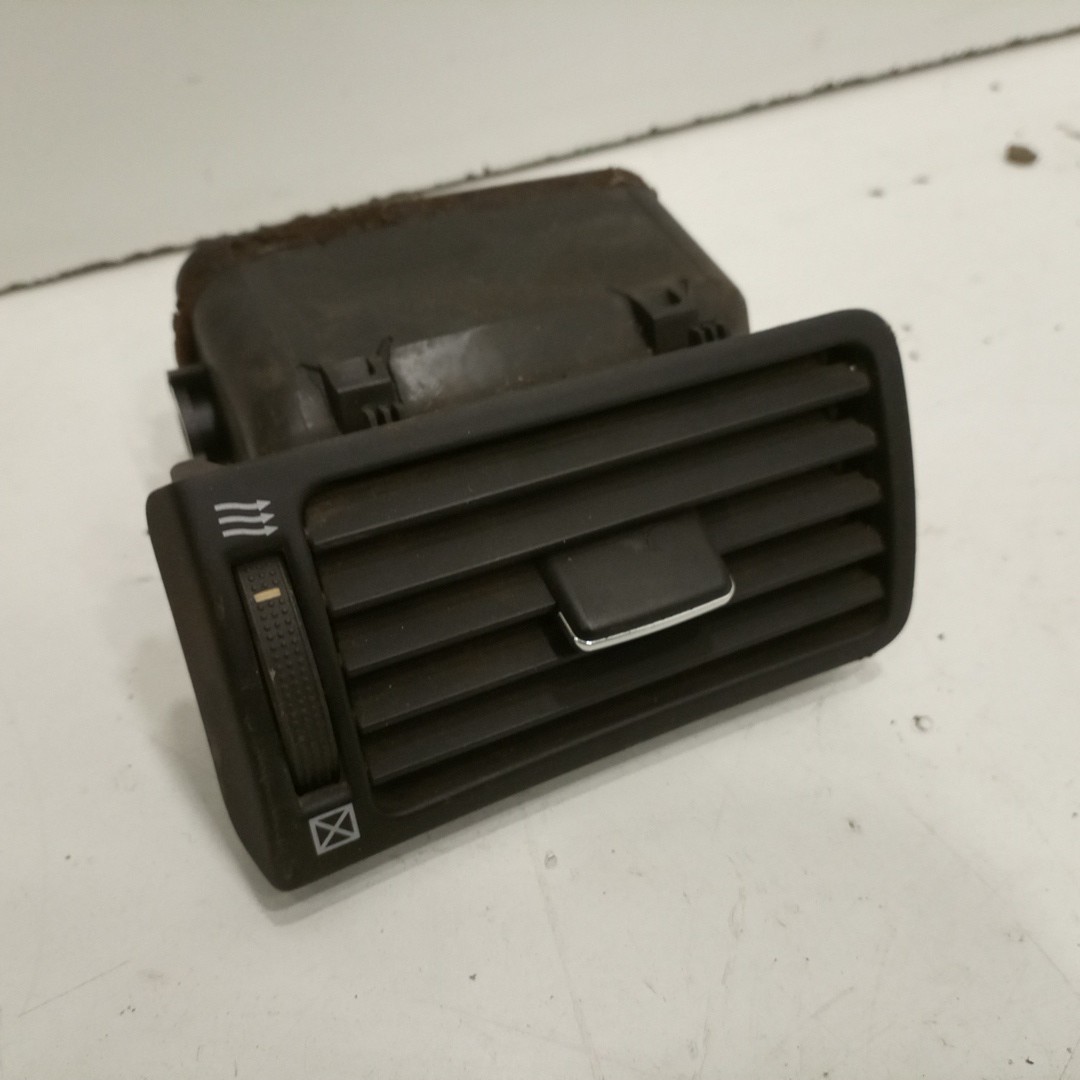 Difusor de ar TOYOTA COROLLA (_E12_) | 01 - 07