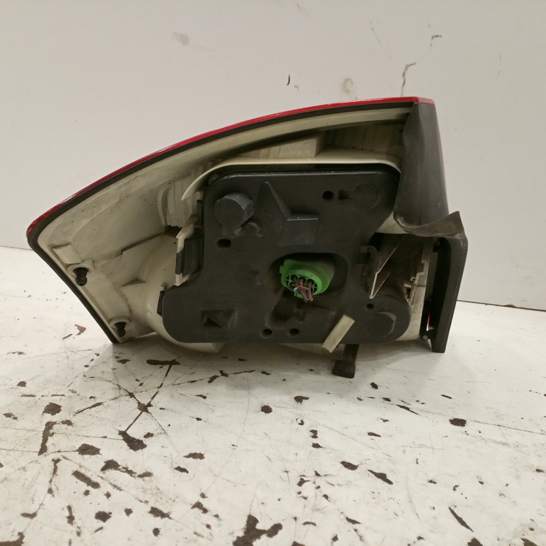 Farolim Stop Direito AUDI A4 (8E2, B6) | 00 - 05 Imagem-2