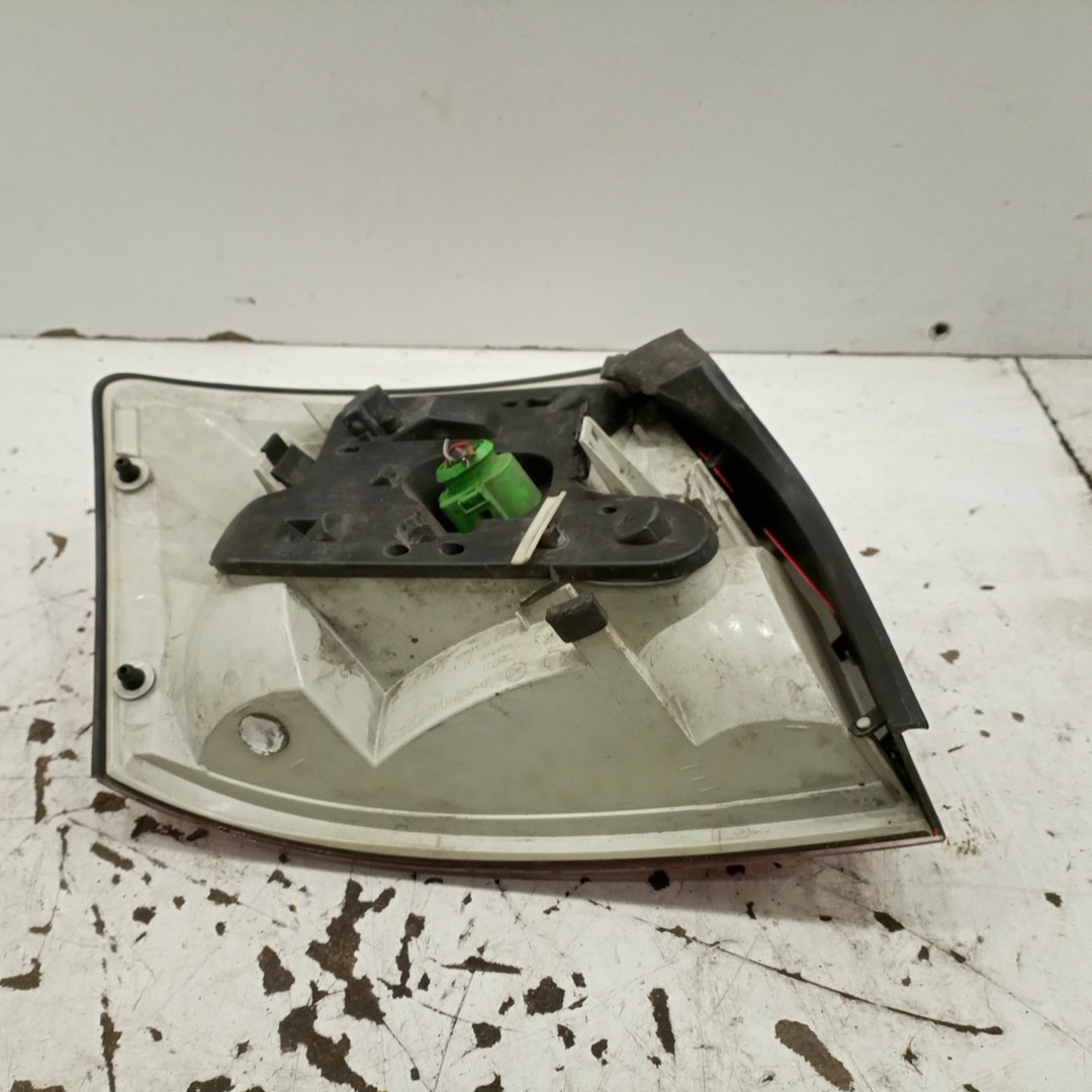 Farolim Stop Direito AUDI A4 (8E2, B6) | 00 - 05 Imagem-3