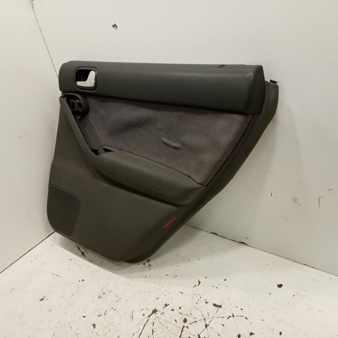 Quartela de porta trás direita AUDI A3 (8L1) | 96 - 06 Imagem-1
