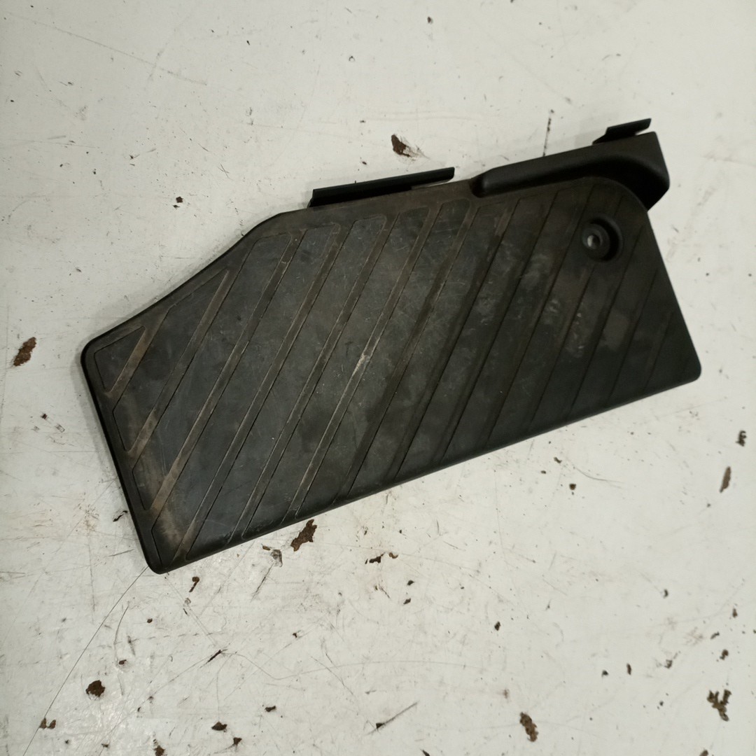 Acabamento Interior AUDI A3 (8L1) | 96 - 06 Imagem-1