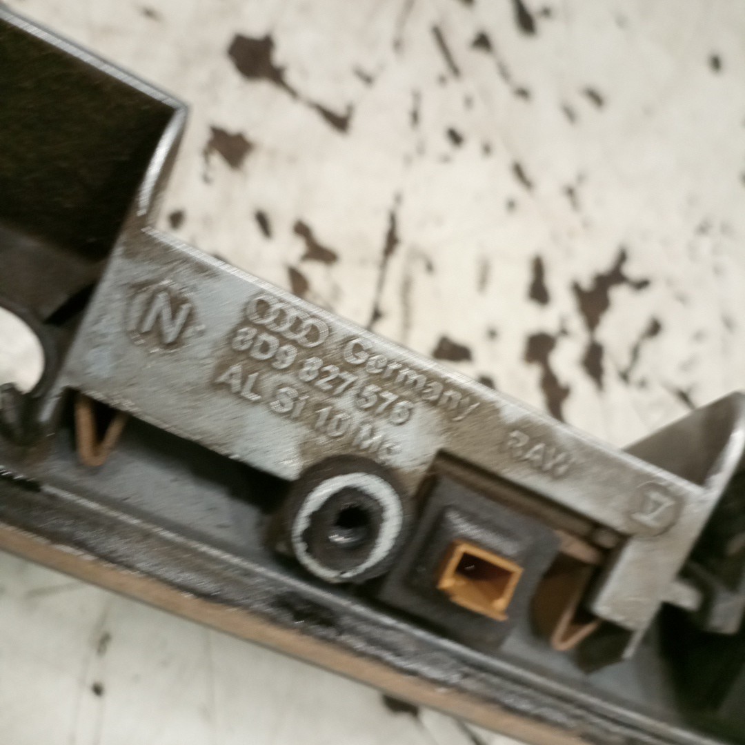 Friso da Porta da Mala AUDI A4 Avant (8D5, B5) | 94 - 02 Imagem-4