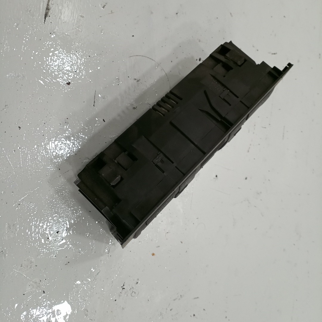 Comutador de Sofagem / Ar Condicionado AUDI A4 Avant (8E5, B6) | 00 - 05 Imagem-3