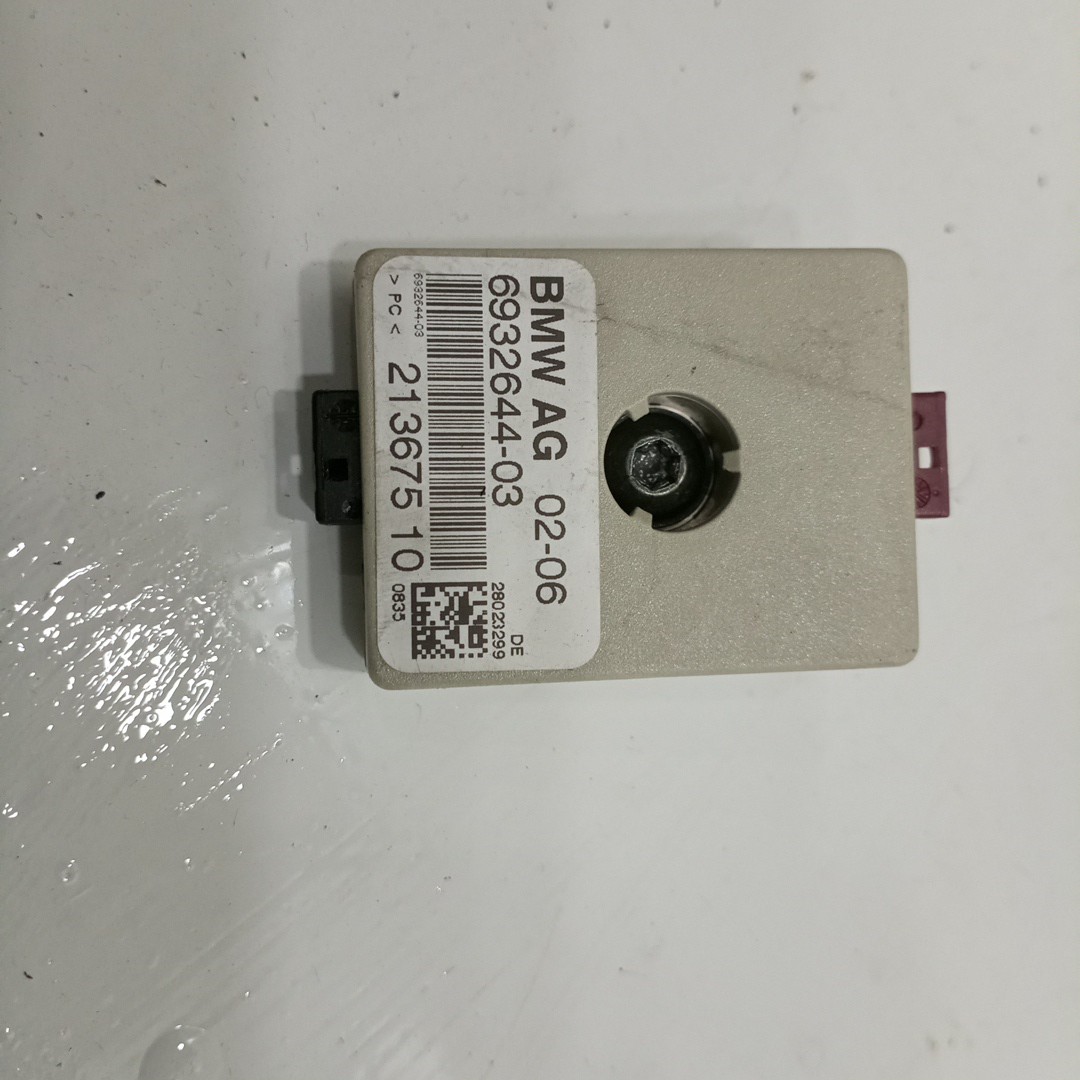 Amplificador de antena BMW 3 (E90) | 04 - 12