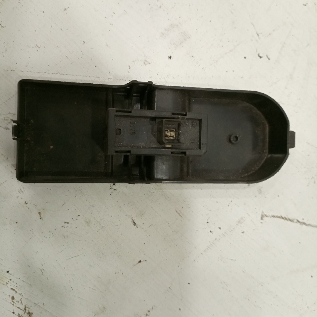 Comutador de vidro frente direito OPEL ASTRA H (A04) | 04 - 14 Imagem-3