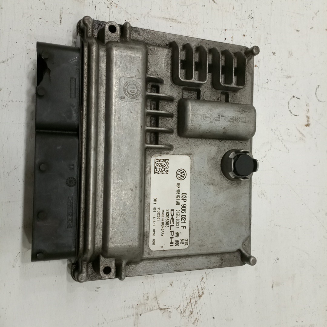 Centralina de Motor VOLKSWAGEN POLO (6R1, 6C1) | 09 -  Imagem-5
