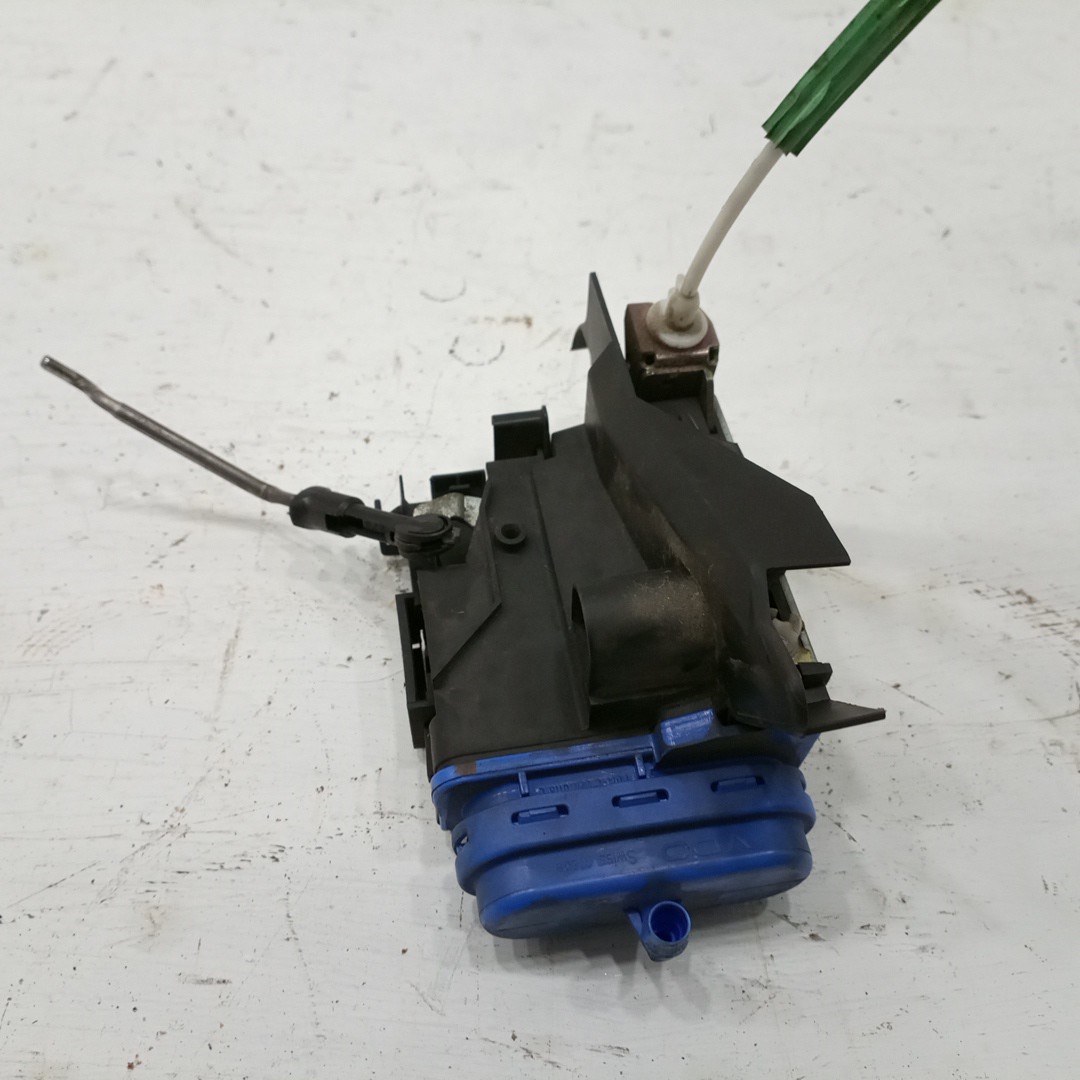 Fecho da Porta Trás Esquerdo AUDI A4 Avant (8D5, B5) | 94 - 02 Imagem-3